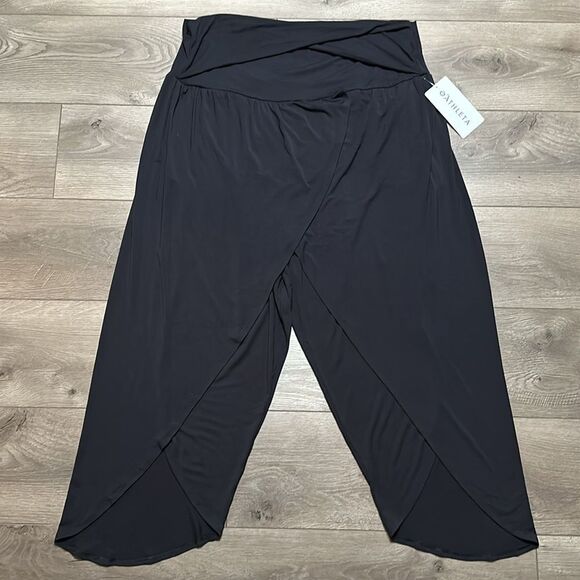 Athleta Release Black High Rise Travel Casual Front Split Crop‎ Pants Size 2X - Picture 2 of 13